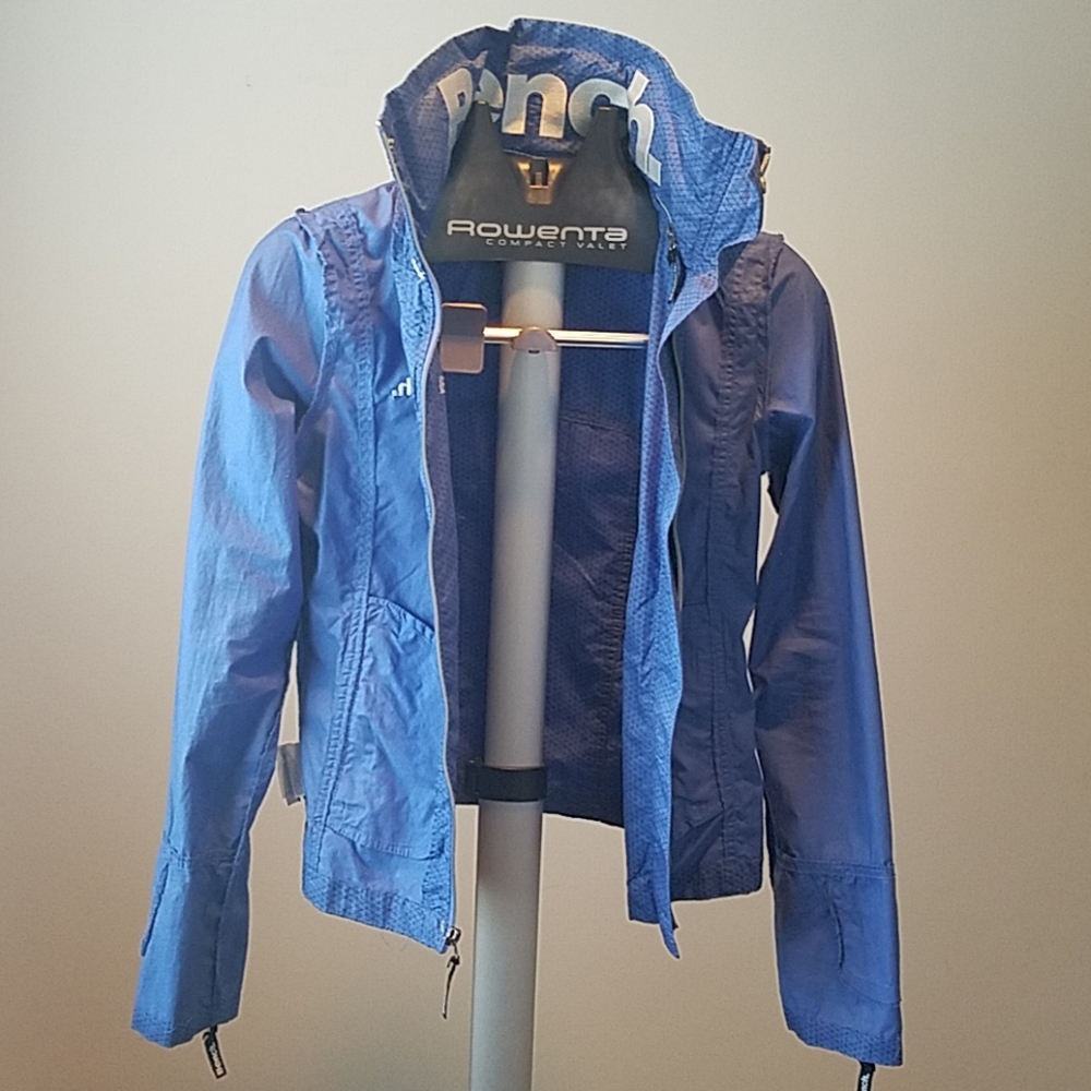 Bench  Jacket - Picture 4 of 8